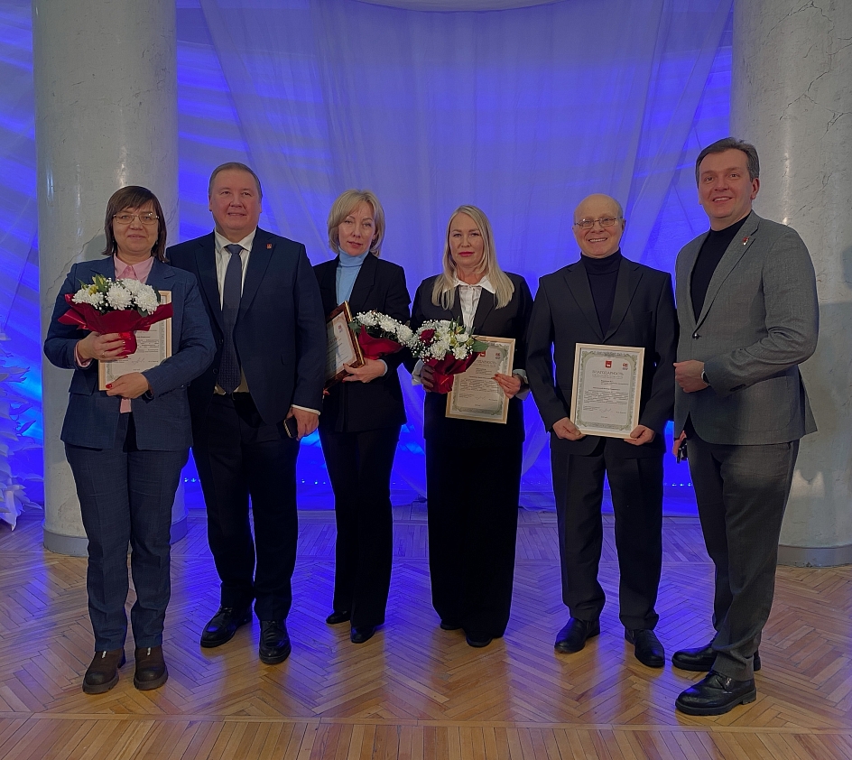 Наши сотрудники представлены к награде в честь 85-летия Кировского района